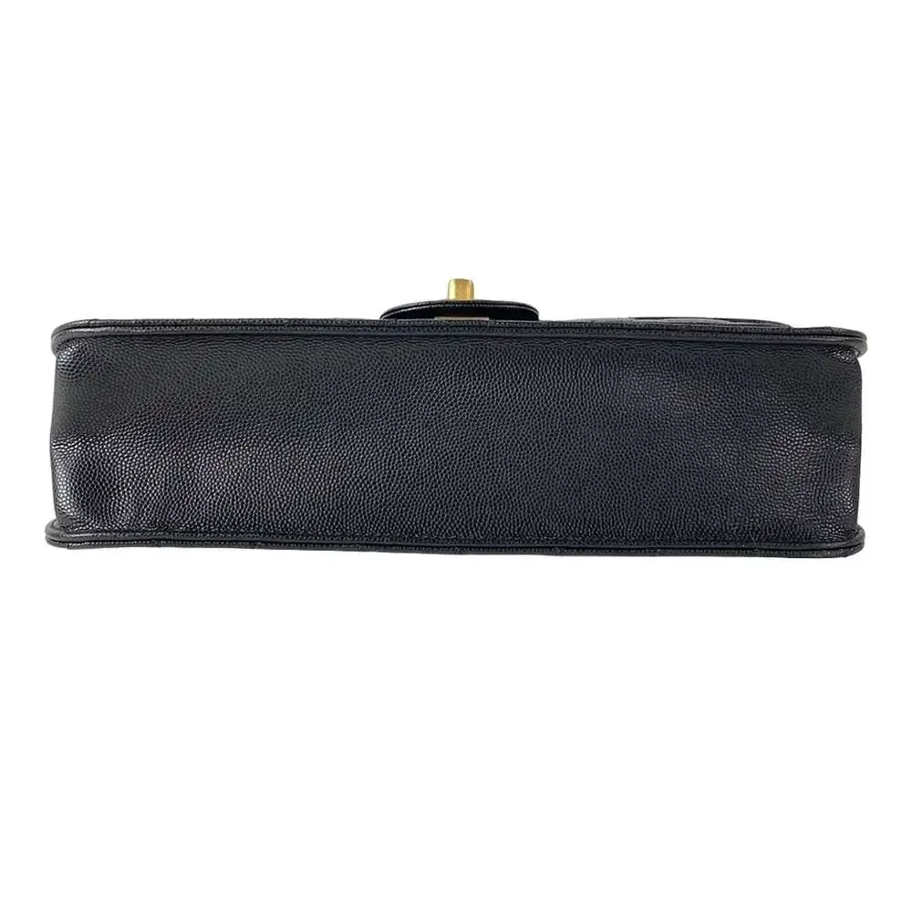 Chanel Matelasse Shoulder Bag AS5694
